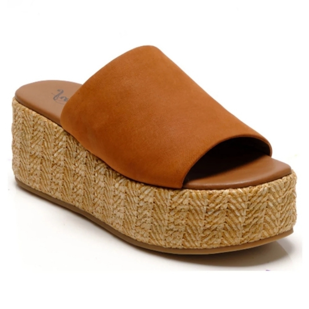 Free People Women's Harbor Raffia Flatform in Tan 8.5 Platform Sandal